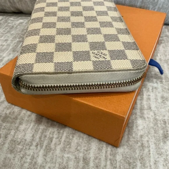 ✨💎FULL INCLUSION💎✨LOUIS VUITTON Damier Azure Zippy Organizer Wallet w/COA - Picture 6 of 10